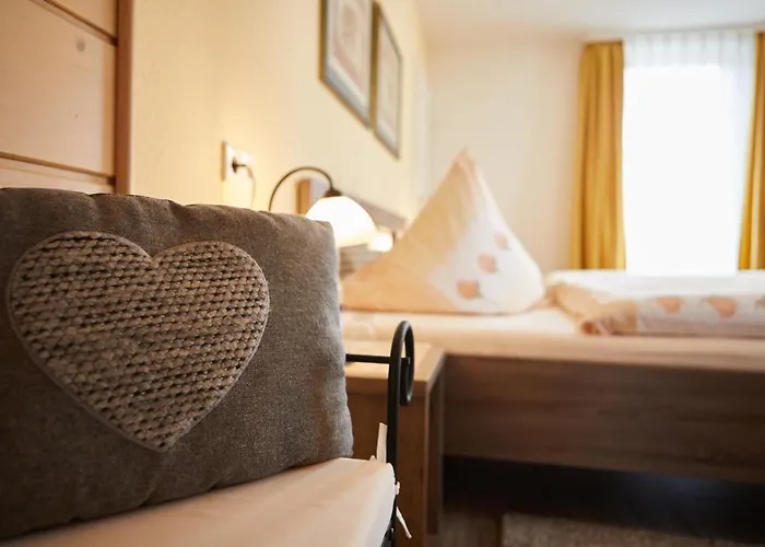 & Steppacher Otel Friedenweiler